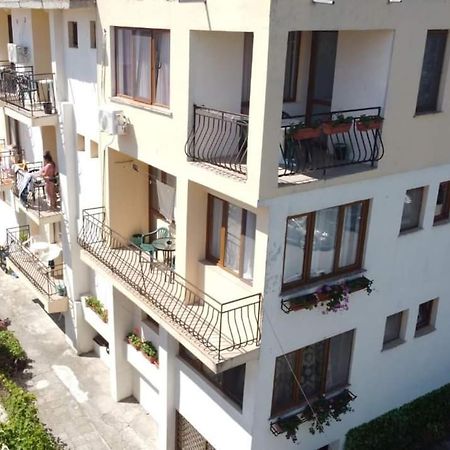 Ivet Guest House Obzor Exteriör bild