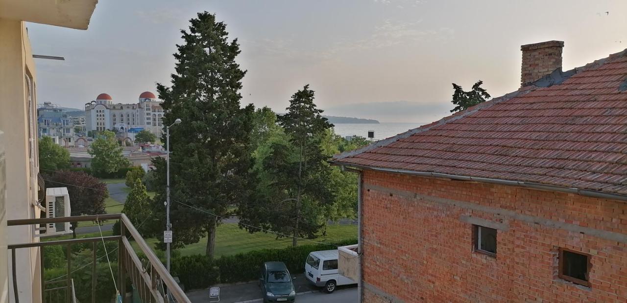 Ivet Guest House Obzor Exteriör bild